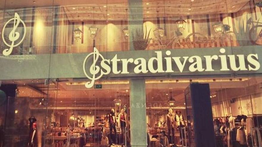 Stradivarius abre en Londres su primera tienda en el Reino Unido