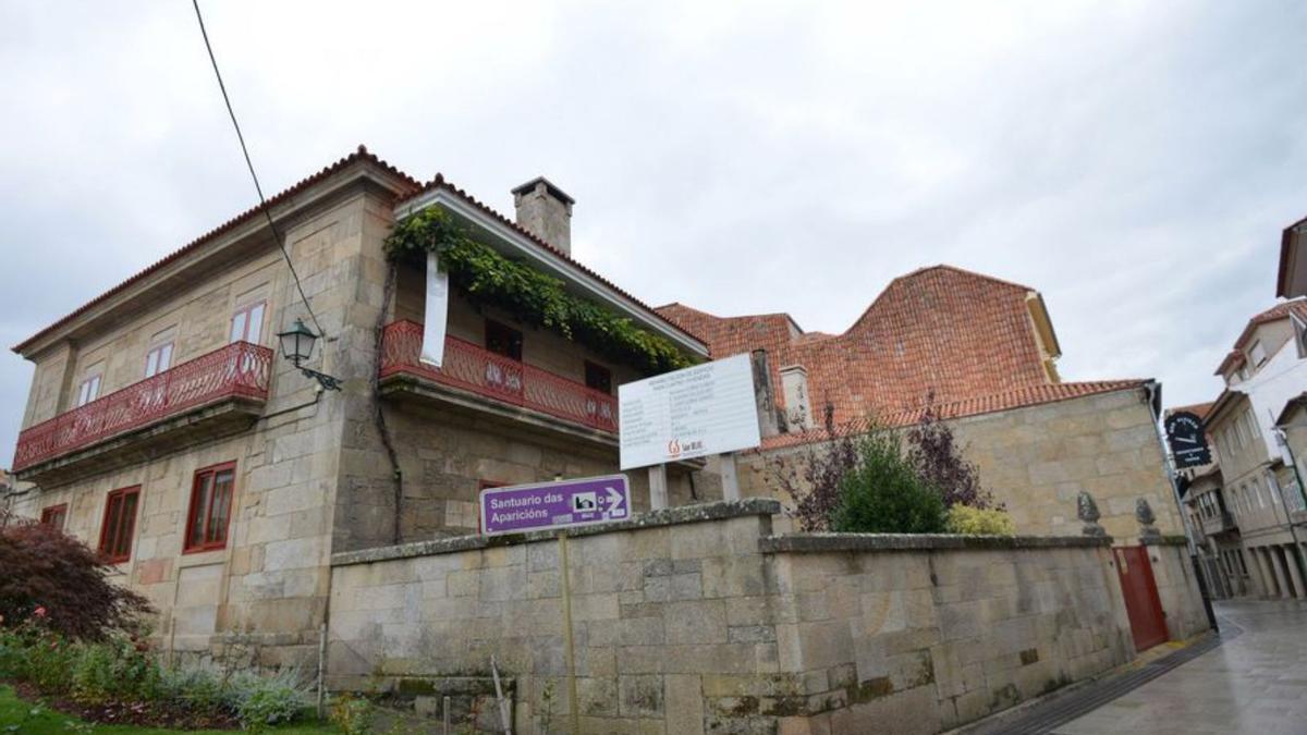 Un inmueble que se rehabilitó en el casco viejo.   | // G. SANTOS