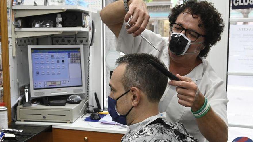 Las peluquerías de Castellón, en pie de guerra para lograr reducir un 10% su IVA