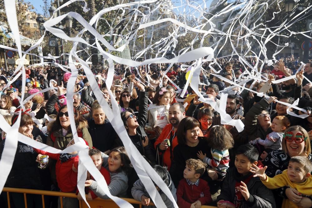 Así ha sido la Nochevieja infantil en la plaza del Ayuntamiento de València