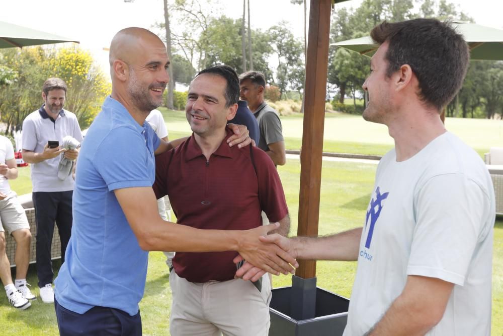 Guardiola i altres exfutbolistes disputen el torneig de golf a Caldes de Malavella