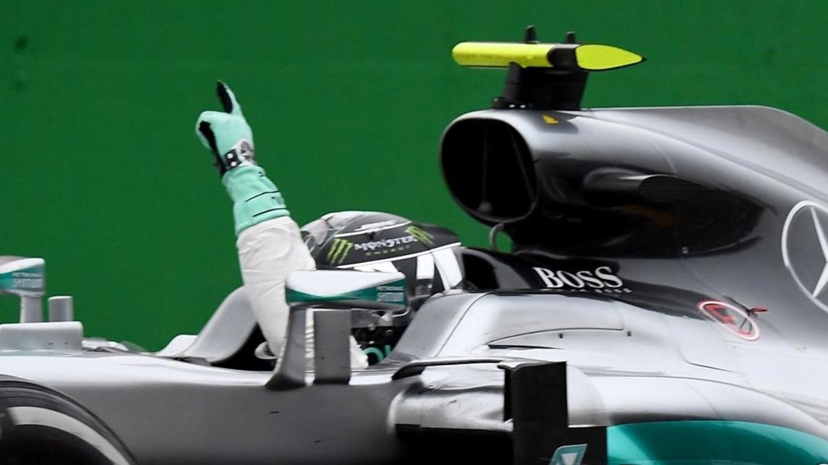 Nico Rosberg (Mercedes) celebra su triunfo en Monza