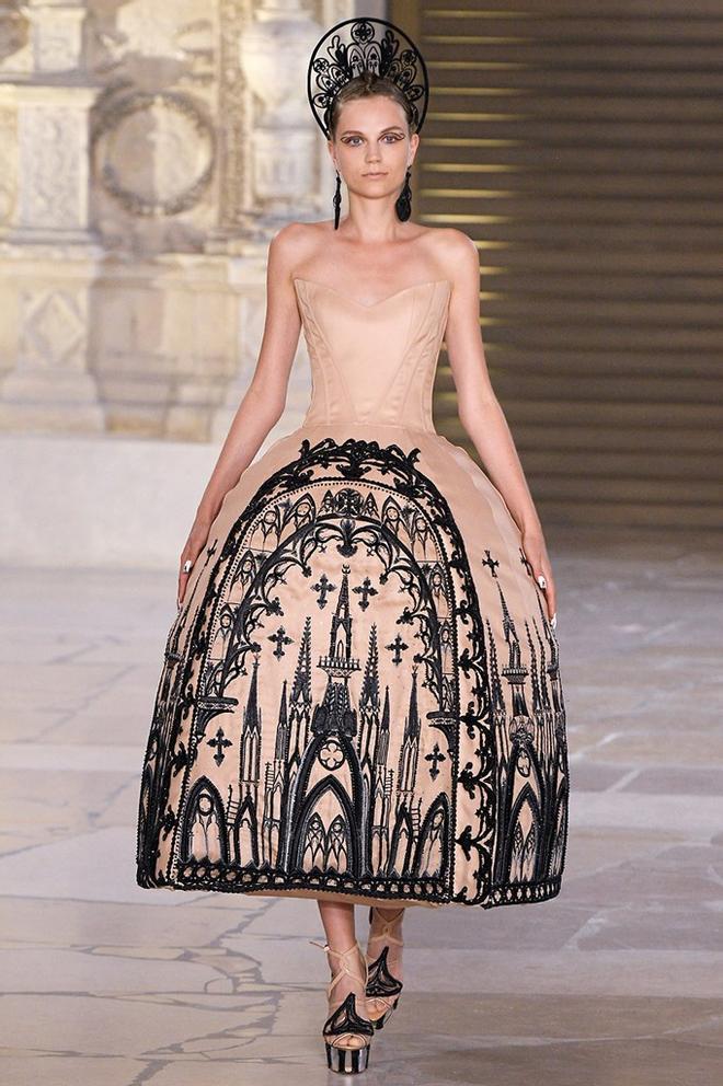 Guo Pei