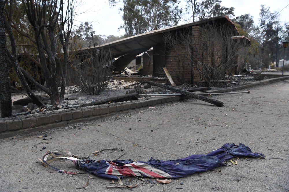 Al menos 12 muertos por los incendios en Australia