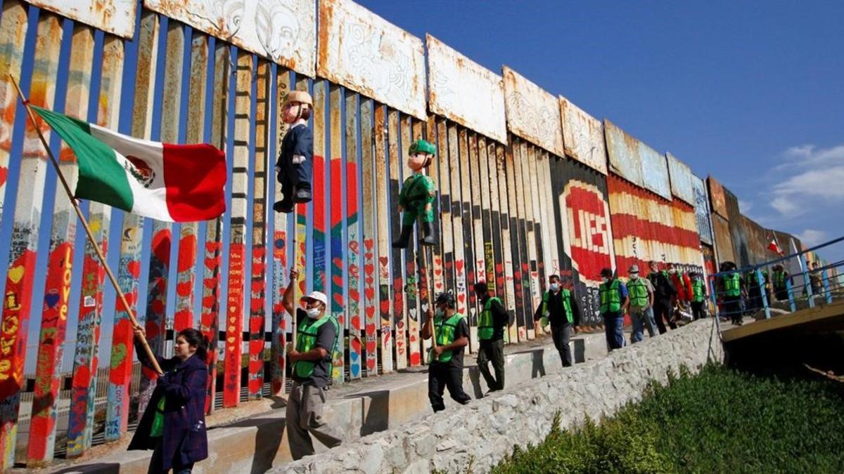 Tramo de muro entre México y EEUU.
