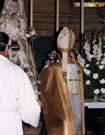GALERÍA | Así fue la coronación canónica de la Virgen de la Concha de Zamora en 1992