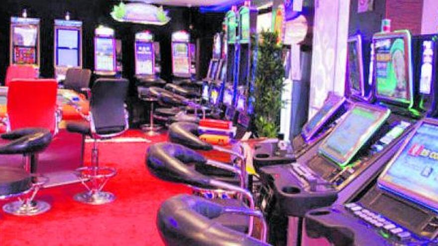 Sala de apuestas de un casino
en Canarias. // E.D.