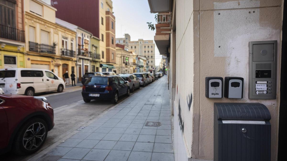Los apartamentos turísticos se han convertido en un quebradero de cabeza para la ciudad.
