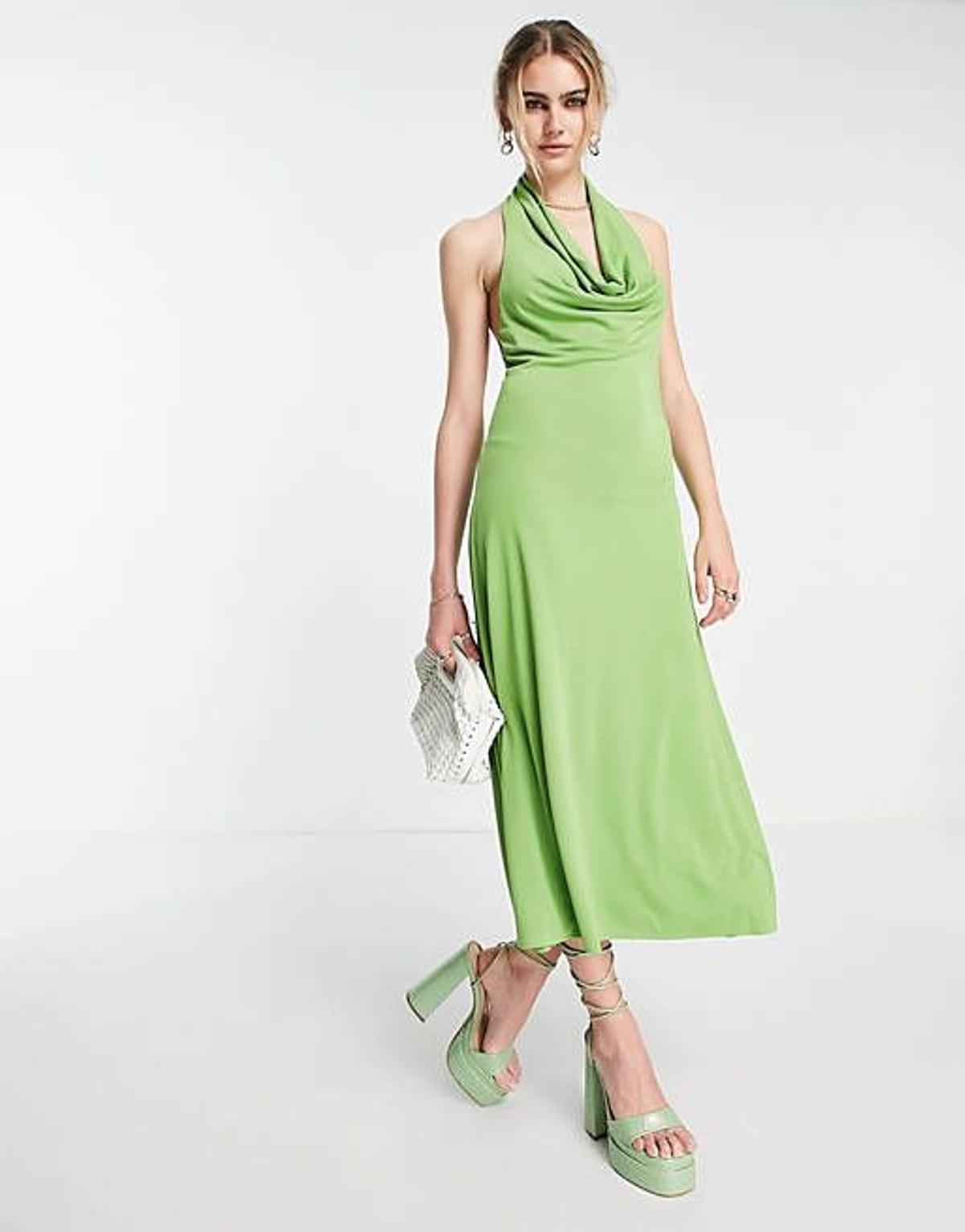 Vestido midi verde claro con cuello halter y drapeado de Mango