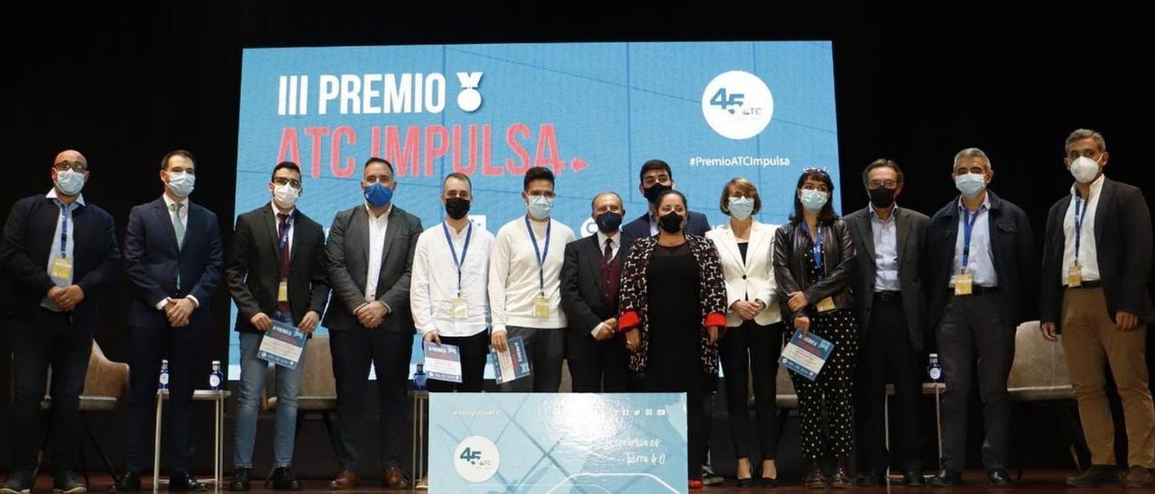 Foto de familia de todos los ganadores del III Premio ATC Impulsa. | CLAUDIA MARTÍNEZ