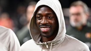 El Barcelona aparta Dembélé en el triomf contra el Milan davant la resignació de Xavi: «Marxa. No hi ha res a fer»