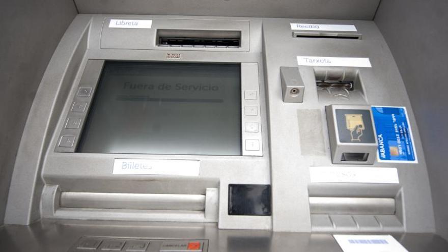 La Xunta de Galicia espera habilitar cajeros en el mes de enero en municipios sin oficina bancaria