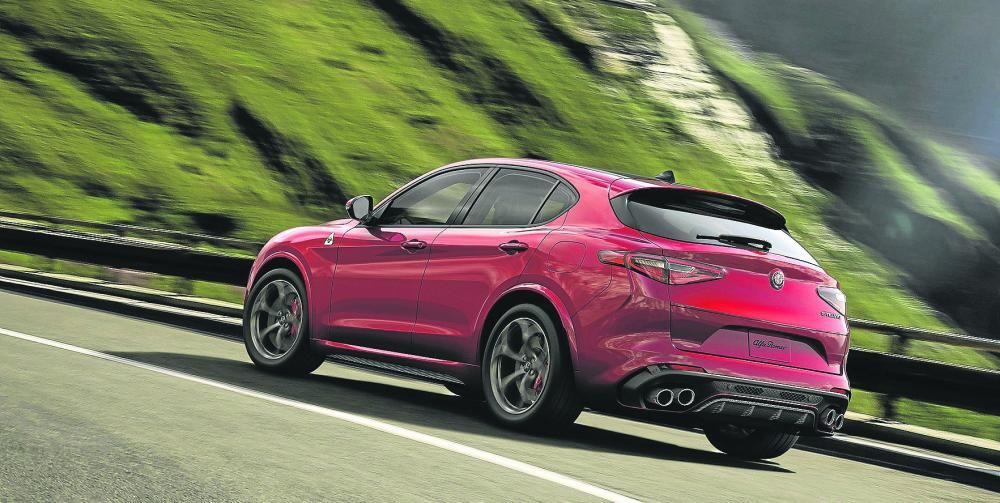 Alfa Romeo Stelvio Quadrifoglio, el 'SUV' más rápi