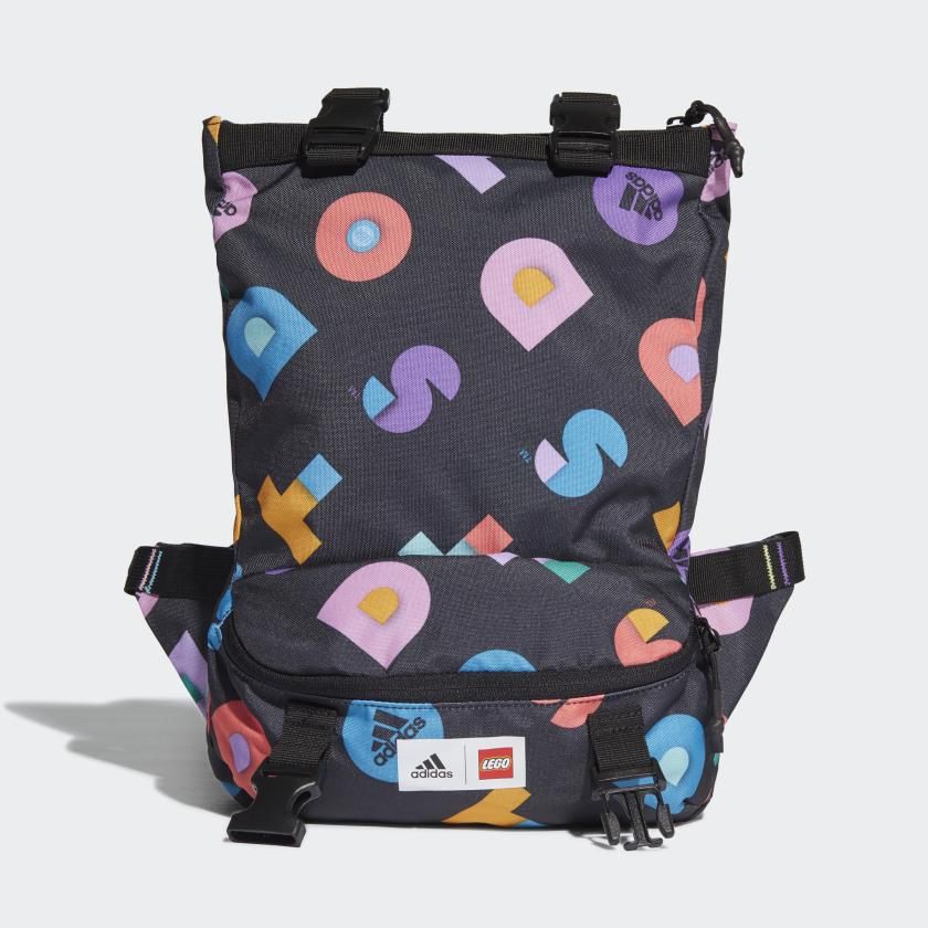 Mochila -riñonera de la colección infantil AdidasxLego