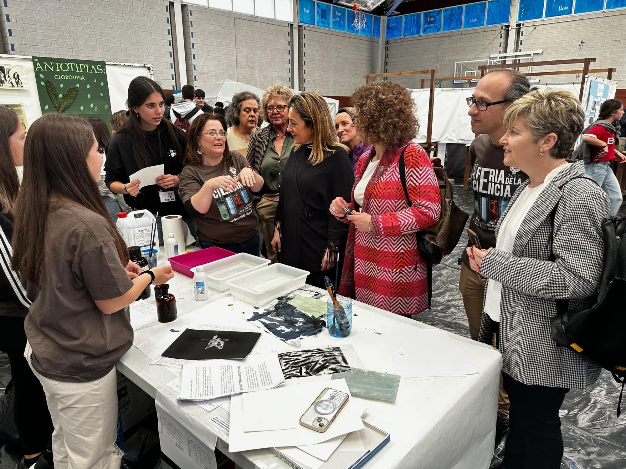 En imágenes: Navia, meca de la ciencia gracias a estudiantes y profesores de Asturias y Galicia