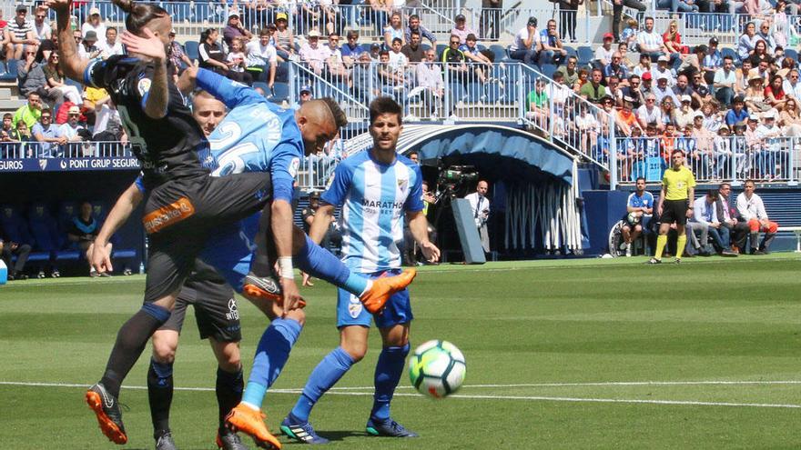 Los cánticos se produjeron en el Málaga - Alavés.