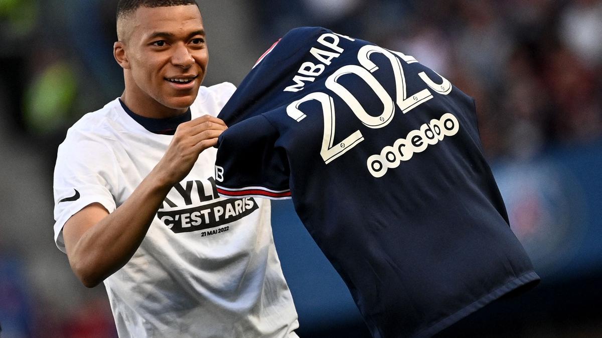 Oficial: Mbappé renueva con el PSG