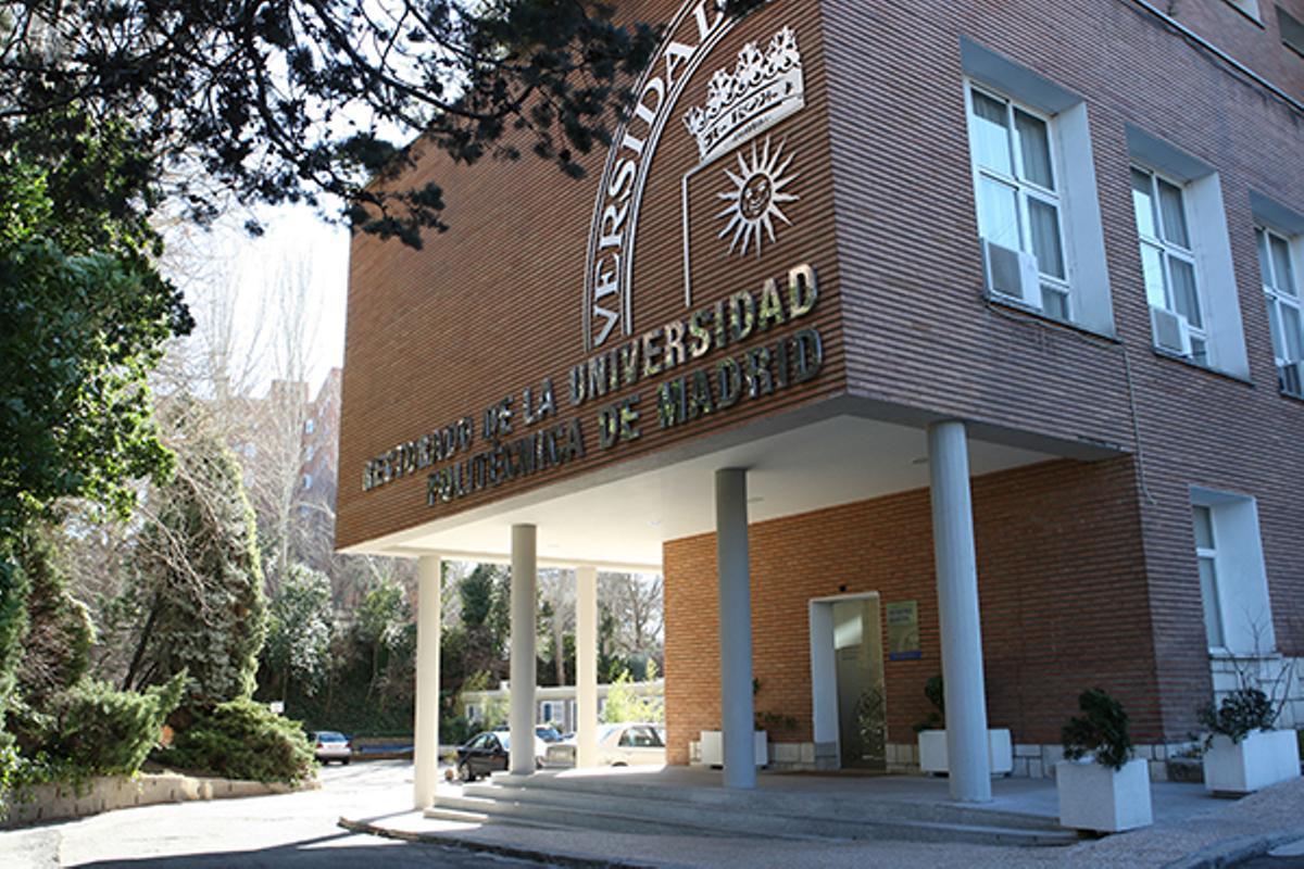 La estación Sierra de Guadalupe también cambia su nombre, esta vez por su cercanía a la universidad
