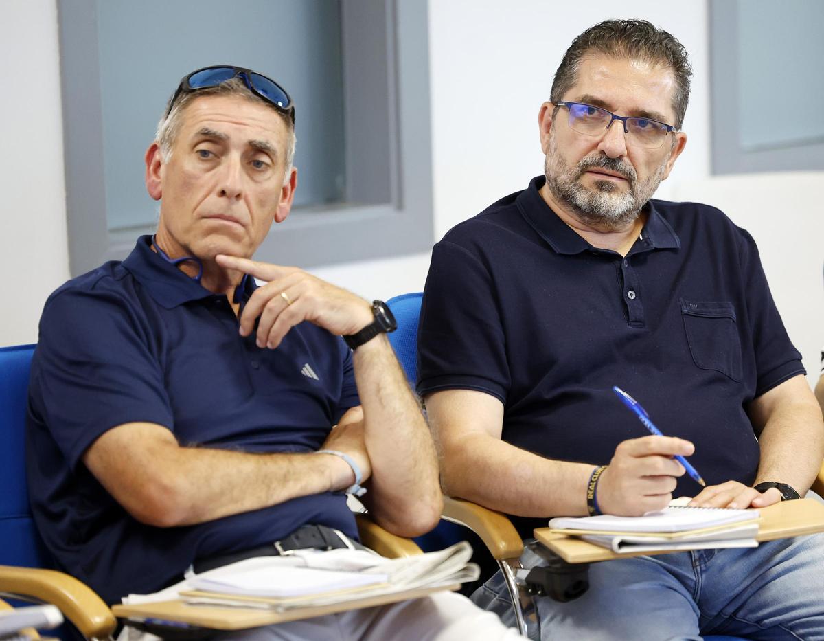 Encuentro de suscriptores de FARO con su jefe de Deportes, Juan Carlos Álvarez