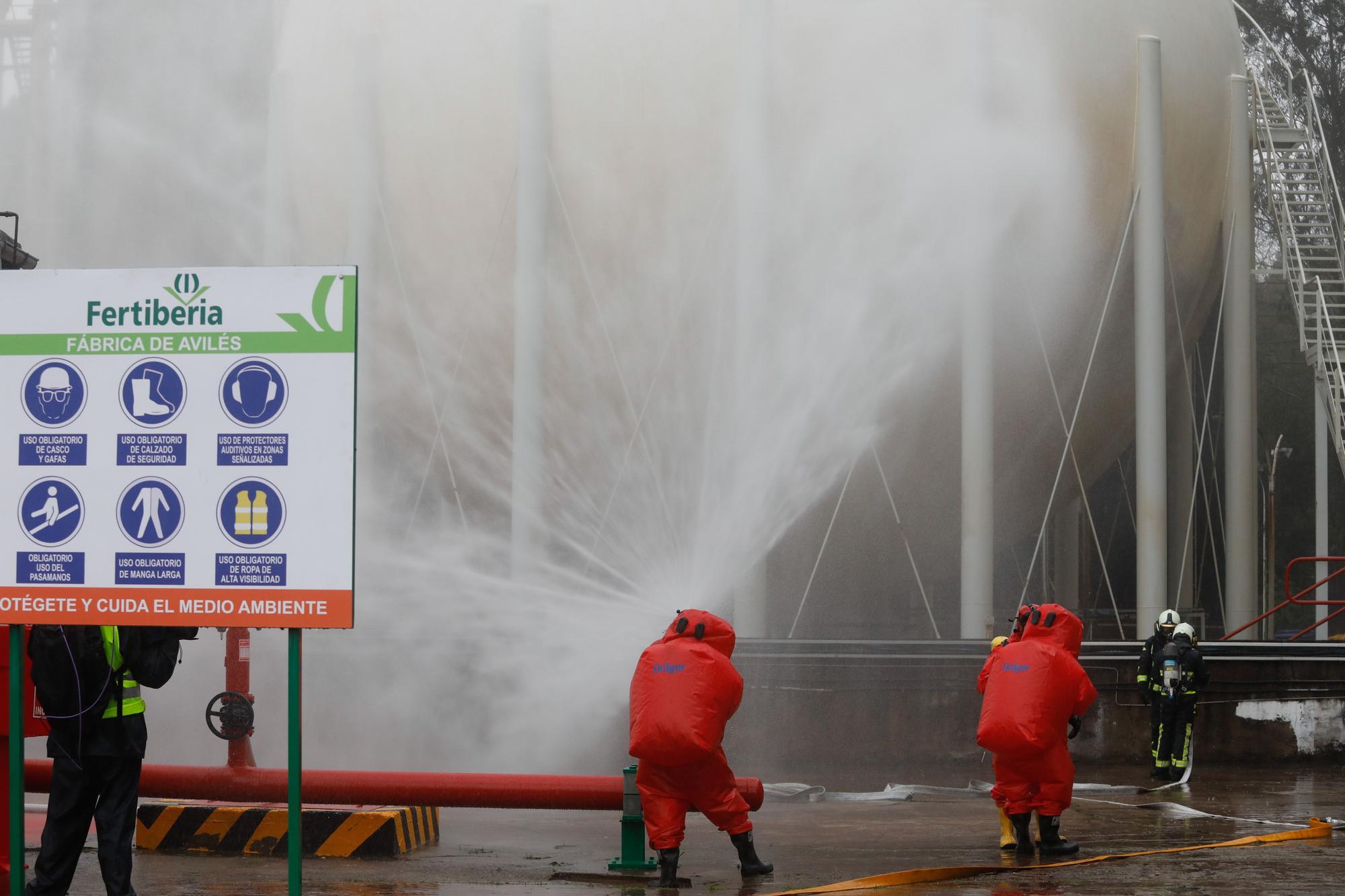 En imágenes: Simulacro de accidente industrial en Fertiberia