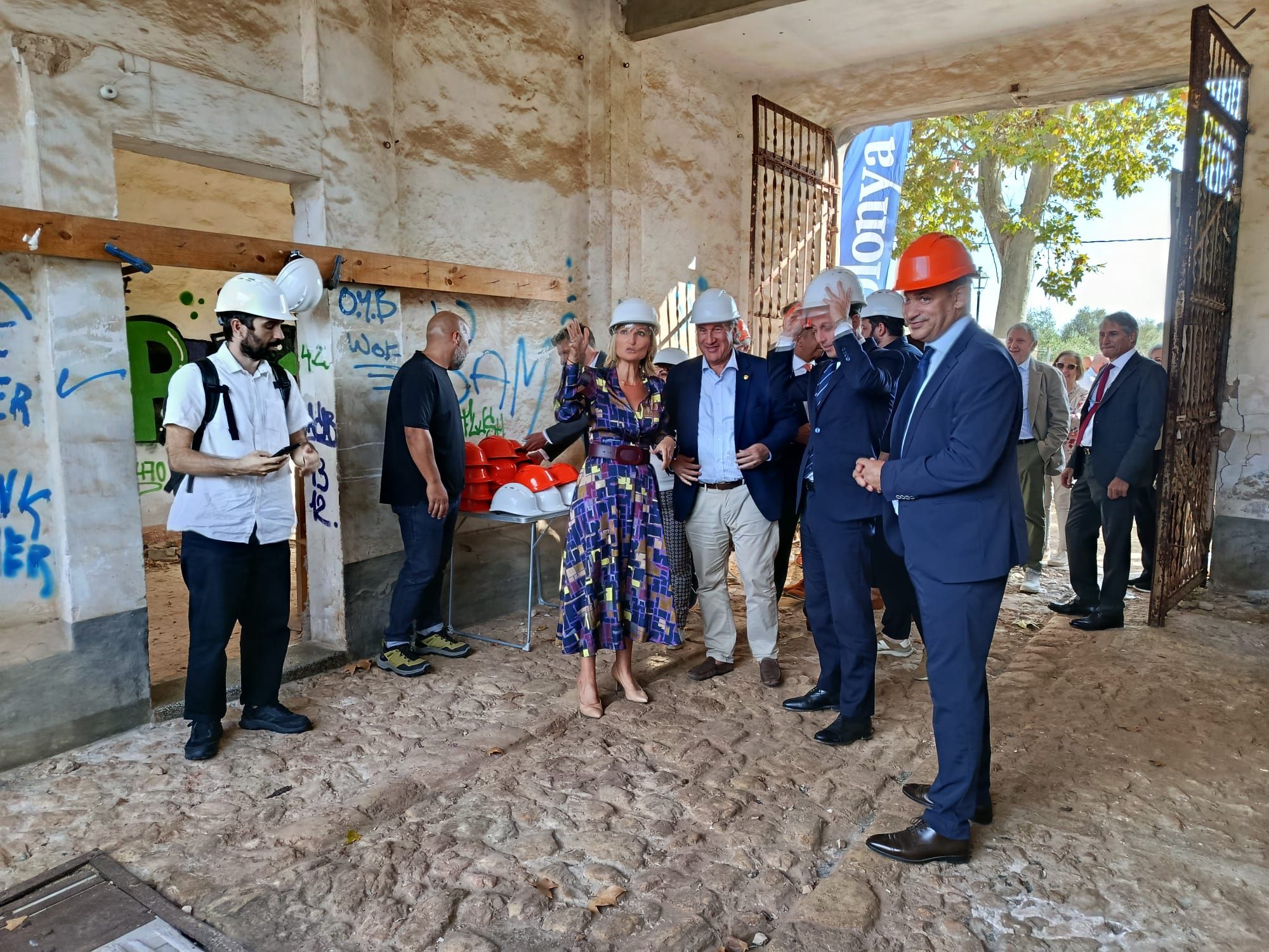 Las imágenes de la colocación de la primera piedra de Can Morató