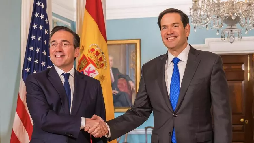 Albares defiende ante Rubio el "enorme esfuerzo" para llegar al 2% en defensa frente al 5% que pide EEUU