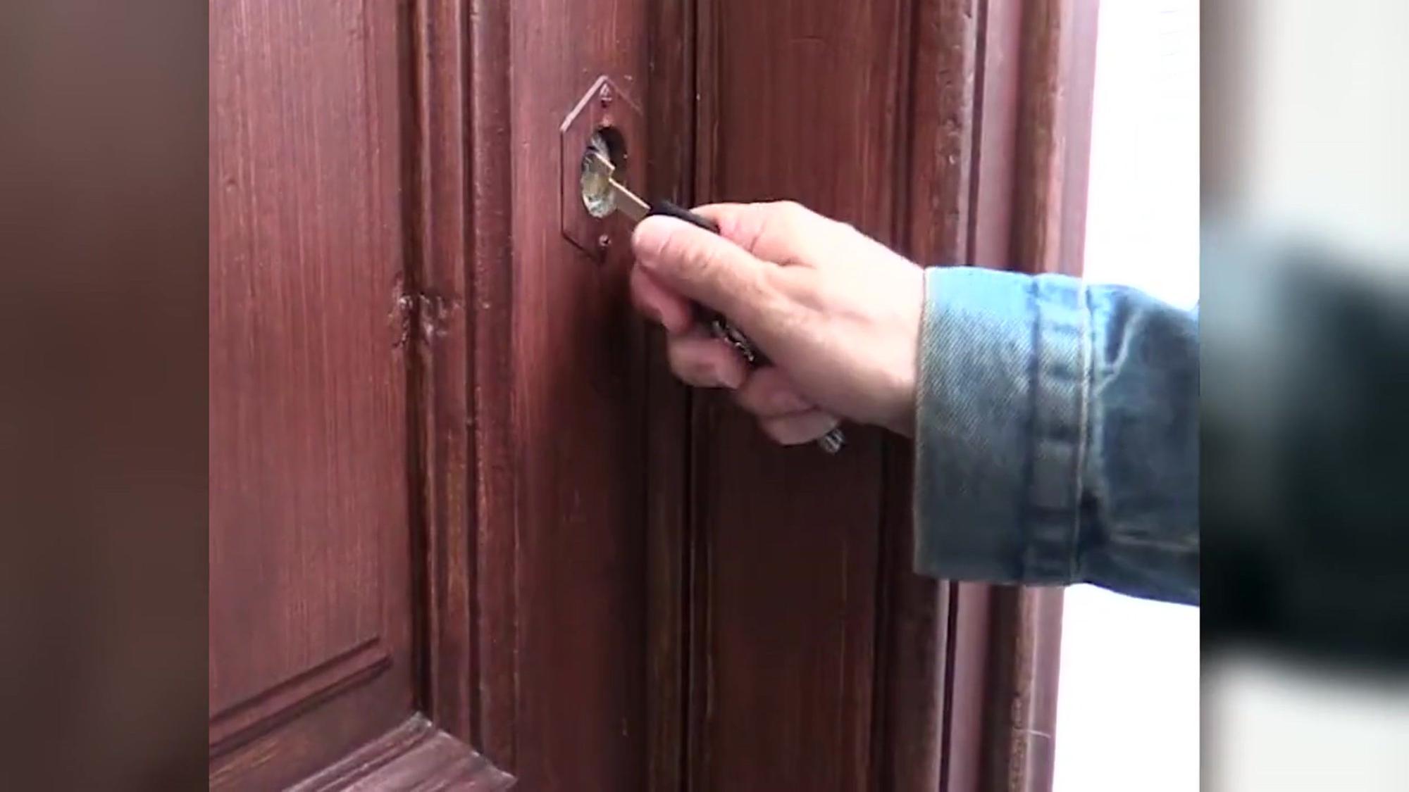 Cómo proteger mi puerta de ladrones?