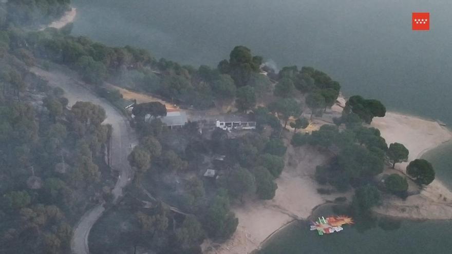 El incendio de Sierra Oeste sigue estabilizado, con 21 medios terrestres y tres aéreos desplegados