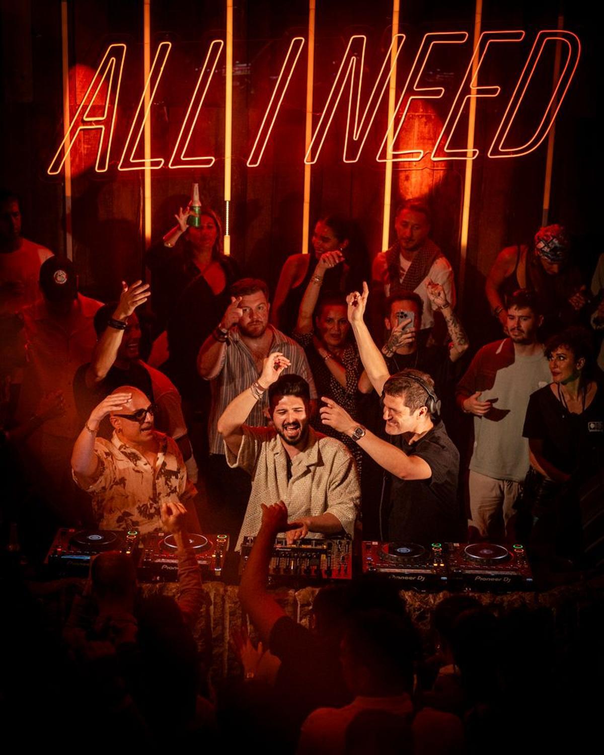 Imagen de archivo de All I Need