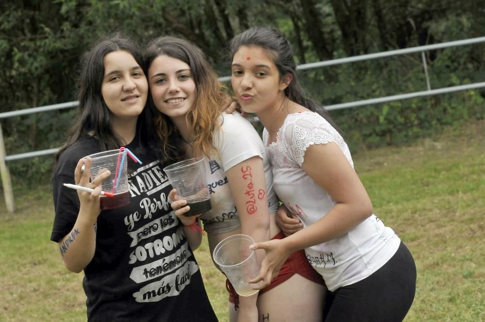 Los participantes en la jira festiva de Sotrondio.