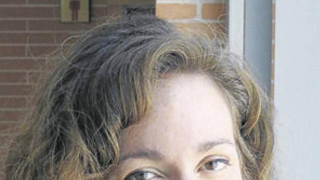 JULIA MONTEJO : "La historia la han contado siempre los hombres"