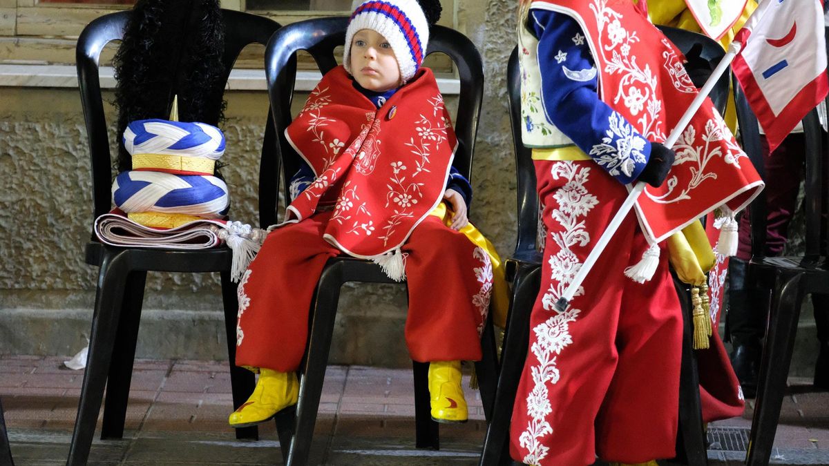 Por el día "caloret" y frío por la noche en las fiestas de Sax.