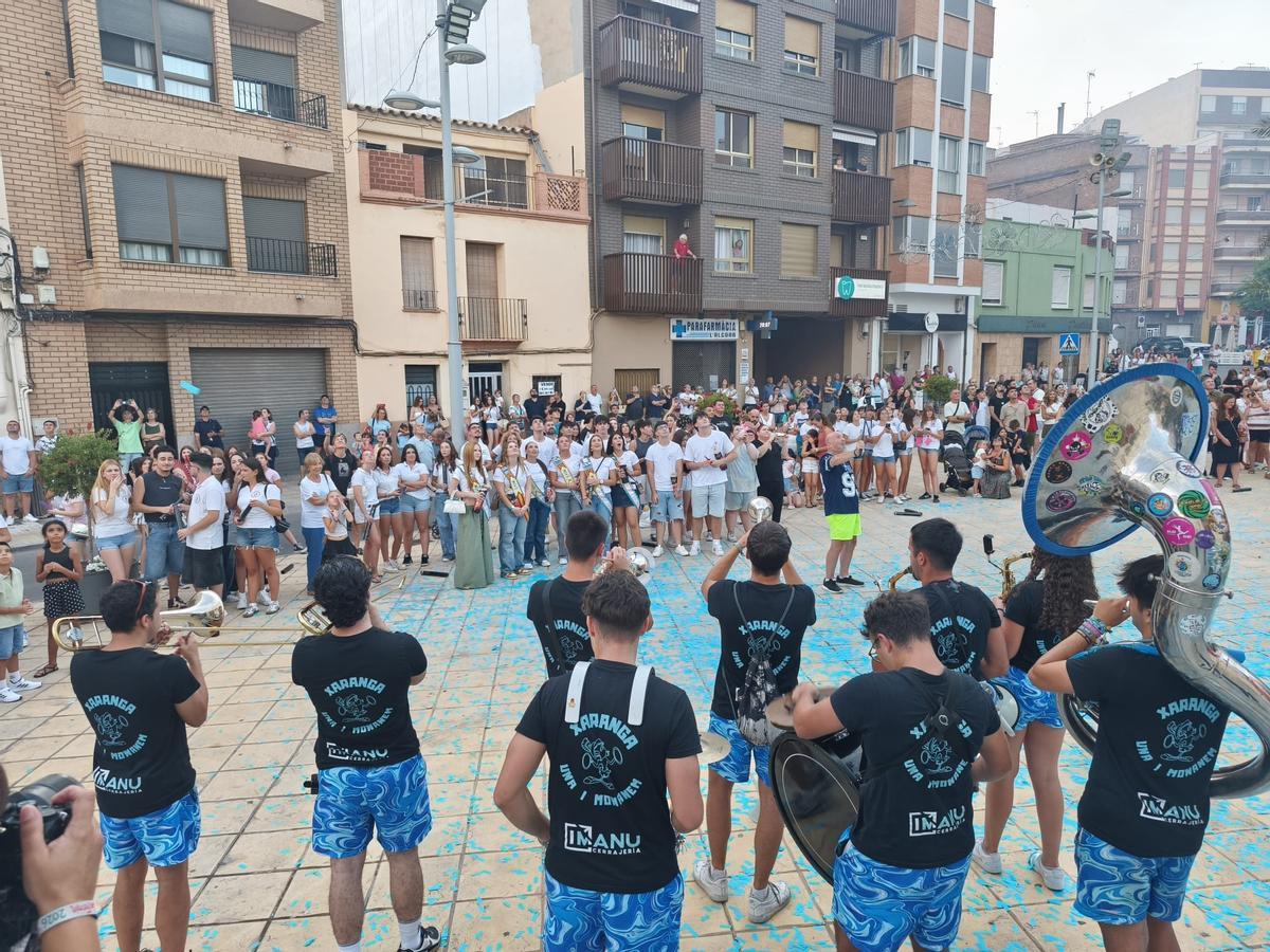 La Plaza del Ayuntamiento de l’Alcora acogió el tradicional Chupinazo de las Fiestas en honor al Santísimo Cristo del Calvario.