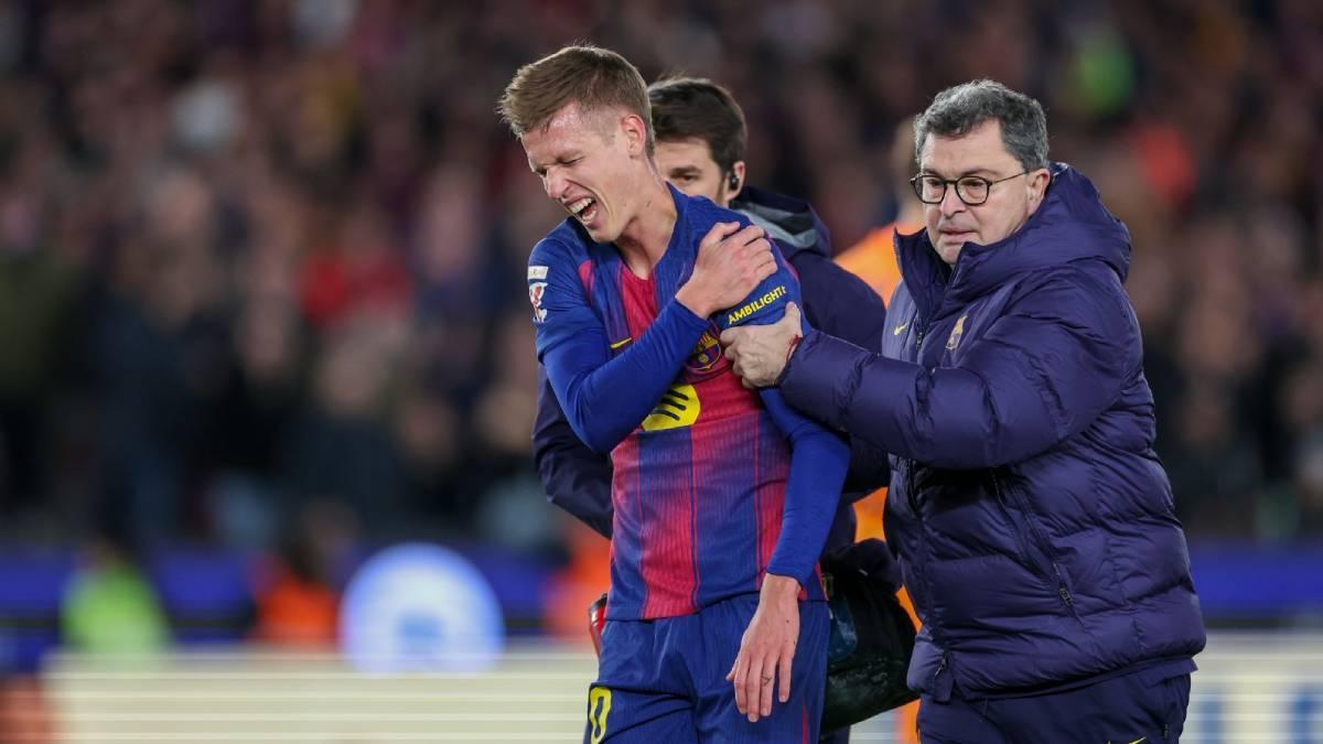 Dani Olmo se lesionó el hombro ante el Atlético de Madrid y el club ya ha decidido qué tratamiento seguir