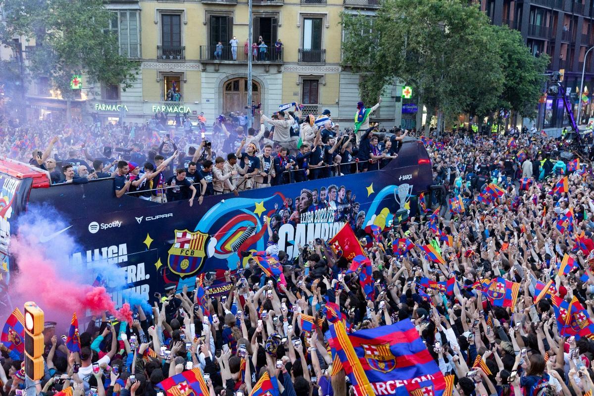 La Rúa del Barça, en imágenes: Lo que no se ha visto por TV La Rúa del Barça, en imágenes: Lo que no se ha visto por TV
