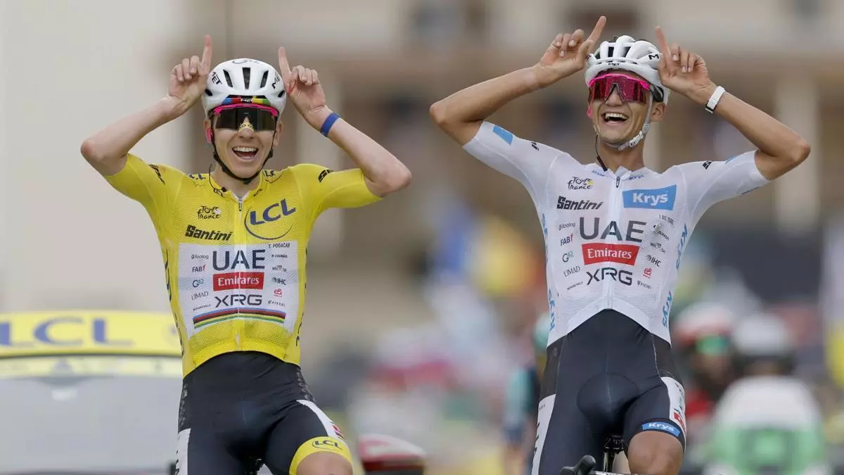 Un Pogacar humano engrandece su leyenda en el Tour