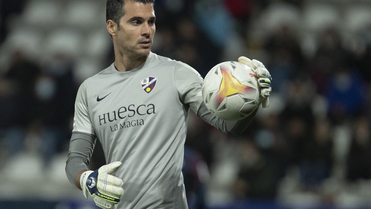 Andrés, durante un partido de esta temporada.