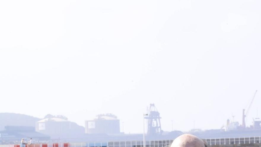 El Puerto de Gijón no evoluciona ni crece, está más en sueños que en realidades'