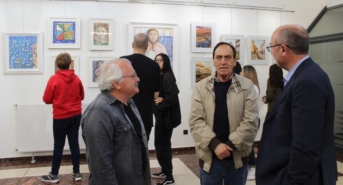 Exposición de Caino y Padín en la Confederación de Empresarios de Pontevedra.