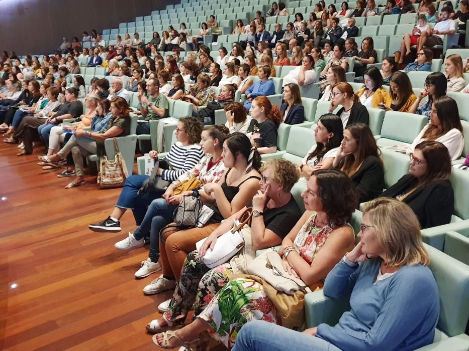 "Hay que despertarse": arranca el III Foro de Educación FARO. // Marta G. Brea