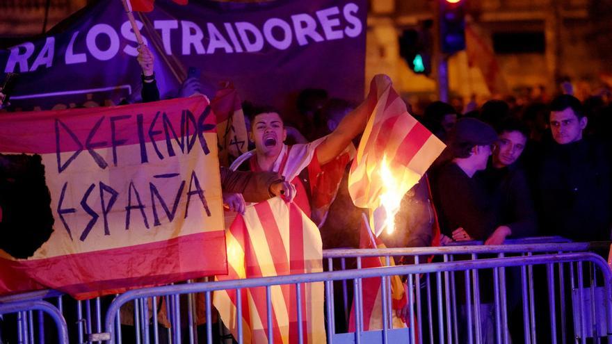 El PSOE impulsa cursos sobre Franco a profesores y quiere involucrar a las familias para frenar el &quot;revisionismo&quot; de los jóvenes