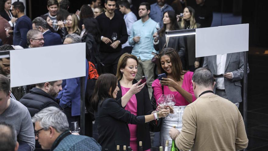 La DO del vino alerta de que la sequía amenaza la supervivencia del viñedo en Alicante