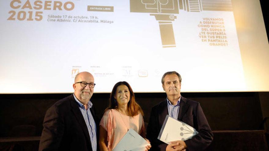 Del Corral, Díaz y Vigar, en la presentación del evento.