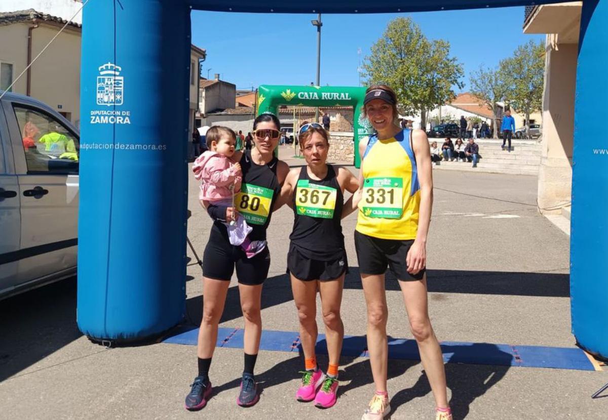 Trío vencedor femenino. | CEDIDA