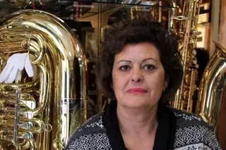 "Las mujeres están integradas en los Moros y Cristianos, pero pagan el pato con la crisis"