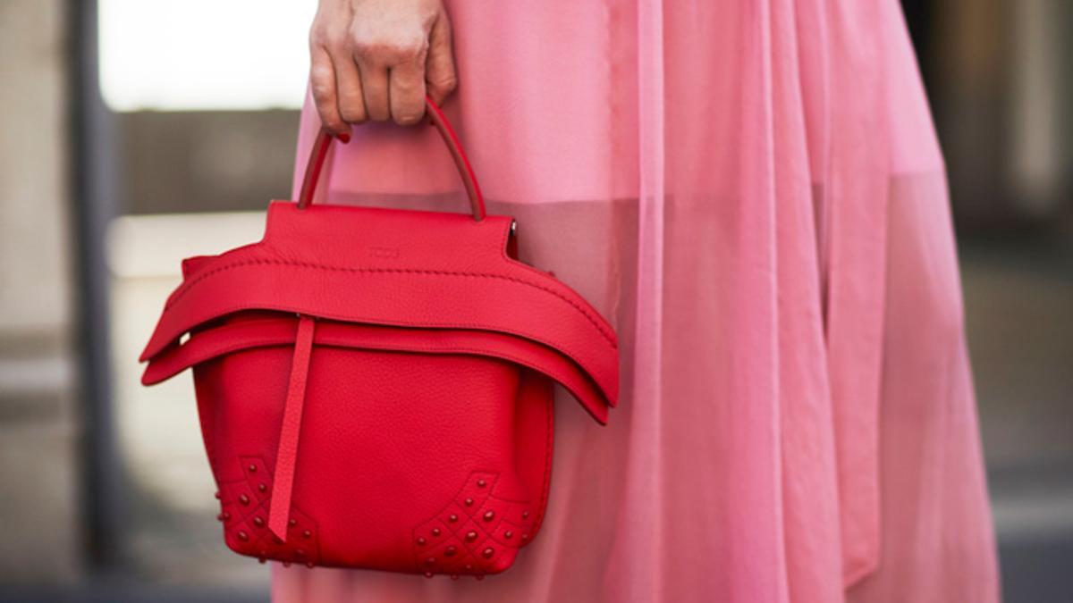 Bolso rosas en la Fashion Week de Milán