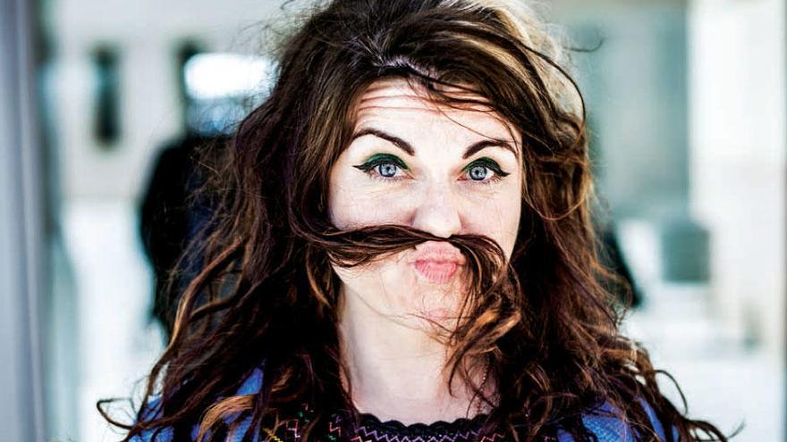 La periodista y escritora Caitlin Moran.