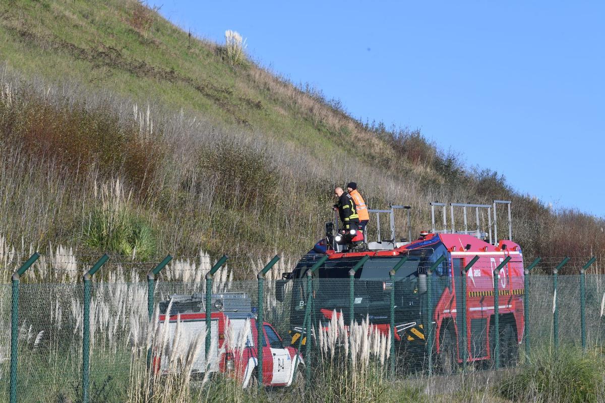 Dispositivo de caza del jabalí en el aeropuerto de Alvedro