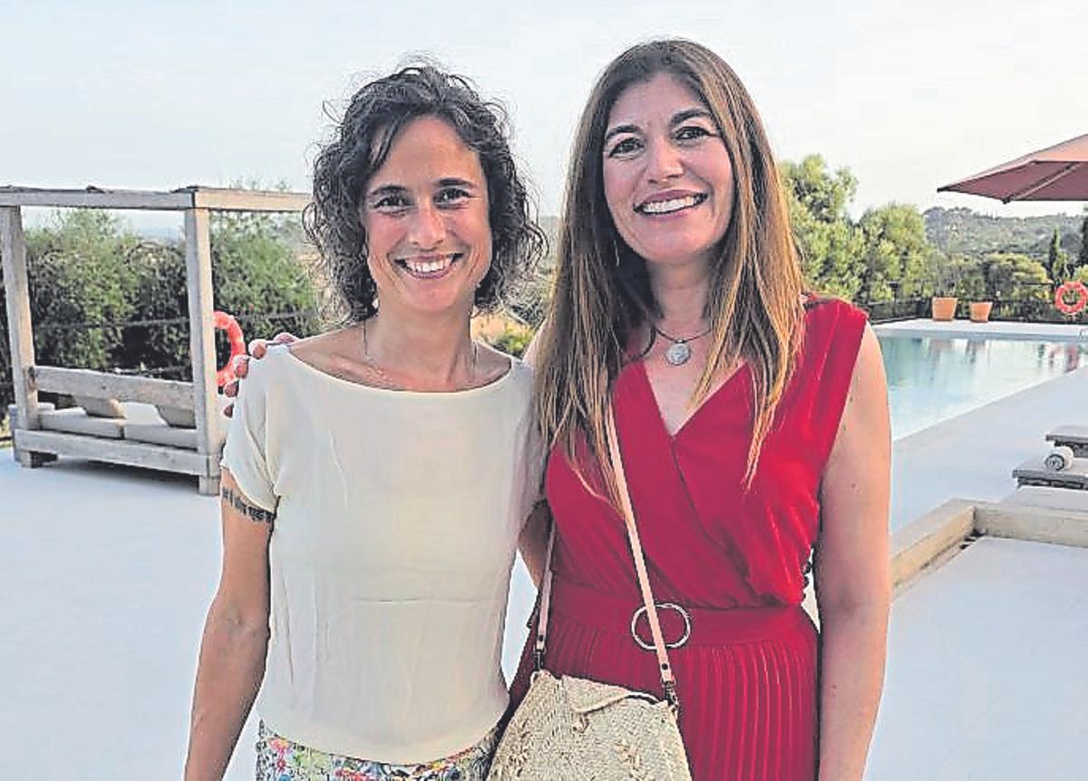 Yolanda Izquierdo y Laura Micheletti.