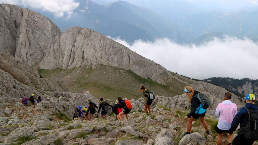 La prohibició de l&#039;accés amb cotxe al Pedraforca, segons els excursionistes: «Cal protegir la natura»